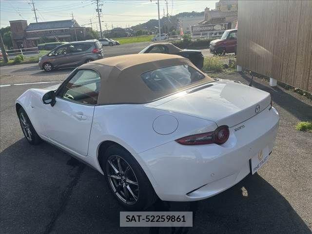 Mazda ROADSTER 2024-07 8246523-16