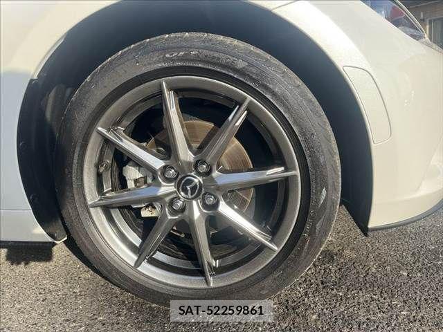 Mazda ROADSTER 2024-07 8246523-24