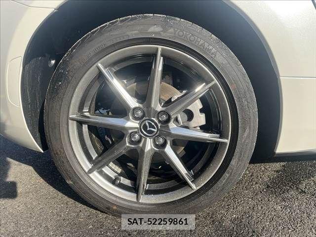 Mazda ROADSTER 2024-07 8246523-25