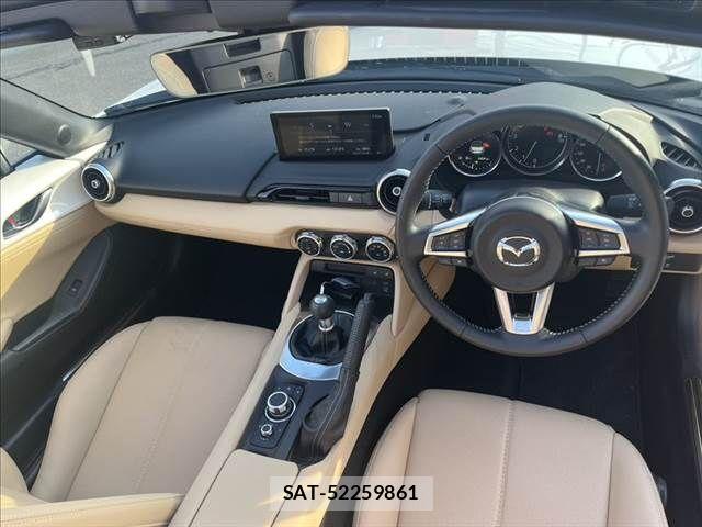 Mazda ROADSTER 2024-07 8246523-2