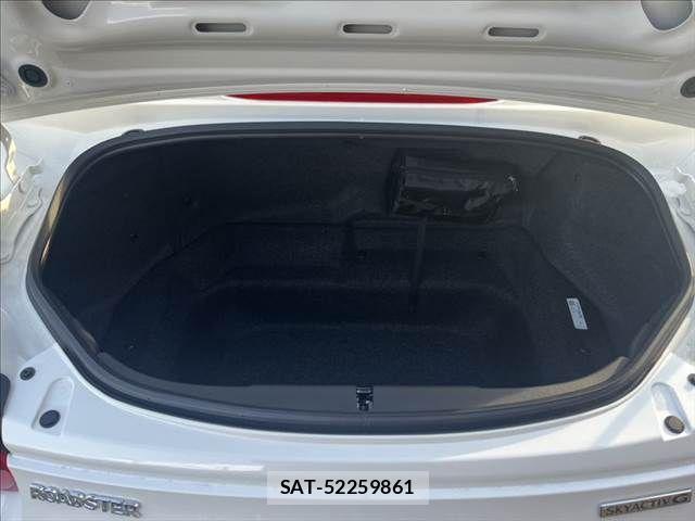 Mazda ROADSTER 2024-07 8246523-7