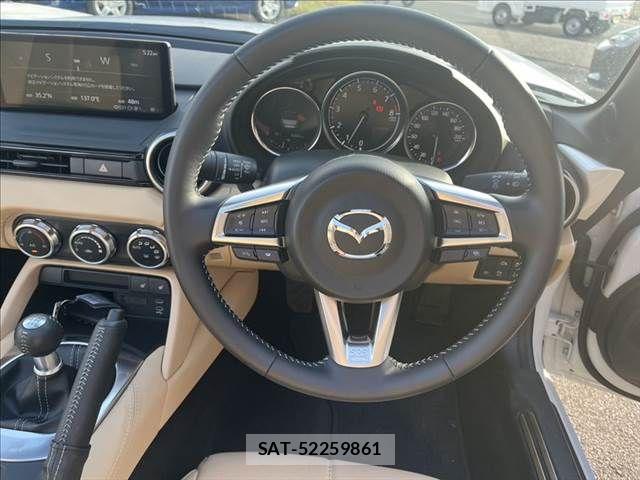 Mazda ROADSTER 2024-07 8246523-8
