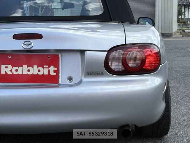 Mazda ROADSTER 2004-03 8246529-11