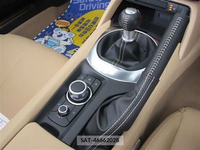 Mazda ROADSTER 2025-04 8316731-8