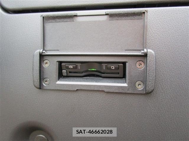 Mazda ROADSTER 2025-04 8316731-11