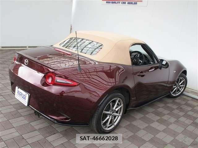 Mazda ROADSTER 2025-04 8316731-24