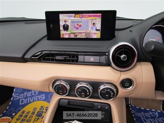 Mazda ROADSTER 2025-04 8316731-4