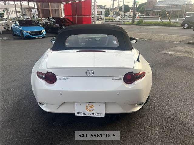 Mazda ROADSTER 2021-10 8316740-16