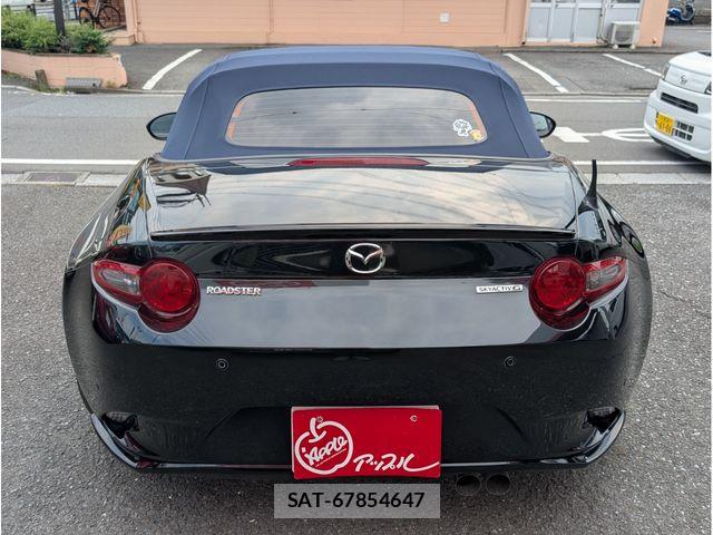 Mazda ROADSTER 2023-08 8316733-6