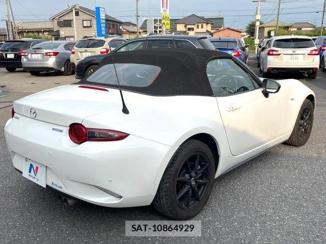 Mazda ROADSTER 2020-01 8337647-15