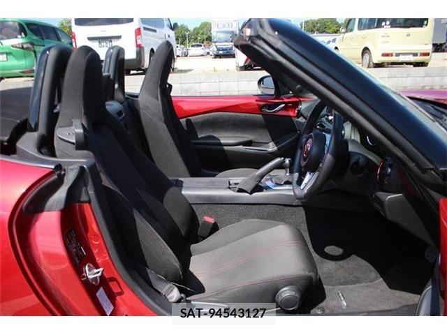Mazda ROADSTER 2016-06 8337653-19