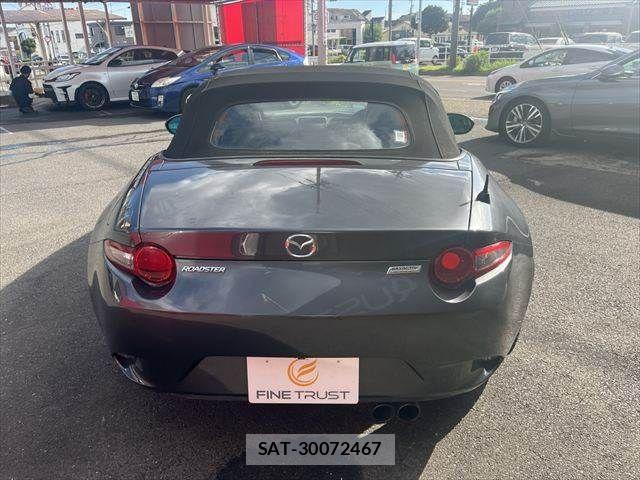 Mazda ROADSTER 2015-09 8355493-15