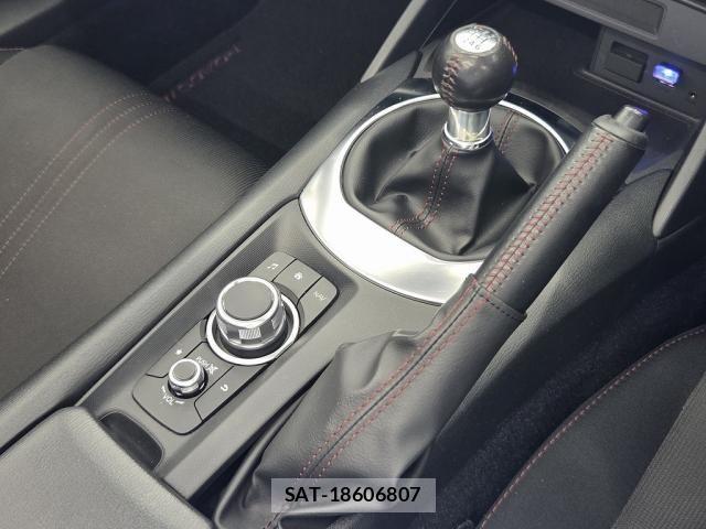 Mazda ROADSTER 2017-11 8355494-14