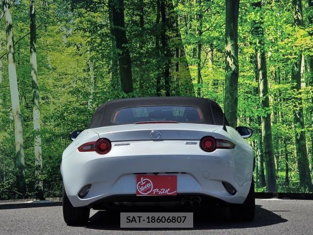 Mazda ROADSTER 2017-11 8355494-1
