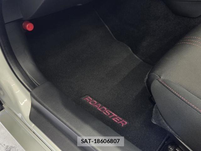 Mazda ROADSTER 2017-11 8355494-24