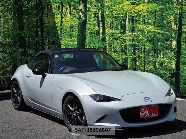 Mazda ROADSTER 2017-11 8355494-5