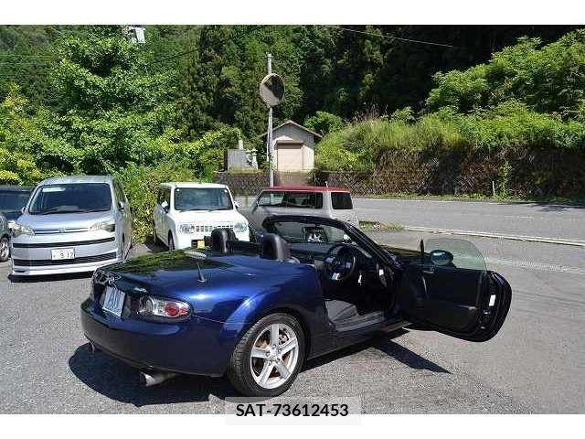 Mazda ROADSTER 2007-03 8355495-23