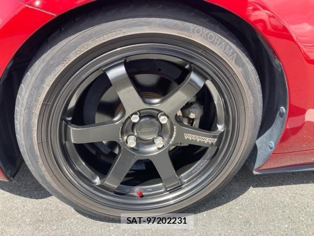 Mazda ROADSTER 2015-08 8368355-9