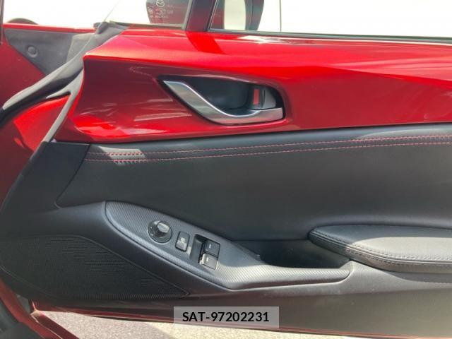 Mazda ROADSTER 2015-08 8368355-15