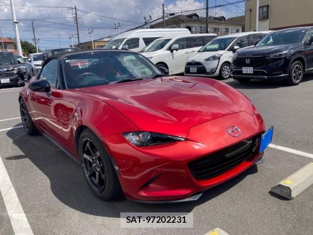 Mazda ROADSTER 2015-08 8368355-2