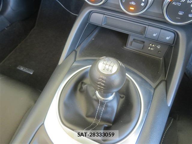 Mazda ROADSTER 2022-07 8368352-9