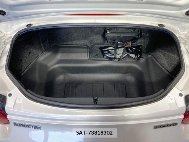 Mazda ROADSTER 2022-03 8368354-8
