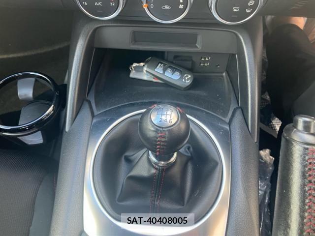 Mazda ROADSTER 2016-02 8368360-17