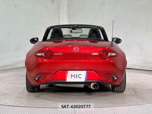 Mazda ROADSTER 2015-09 8368356-5