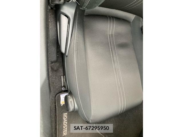 Mazda ROADSTER 2021-11 8368358-13