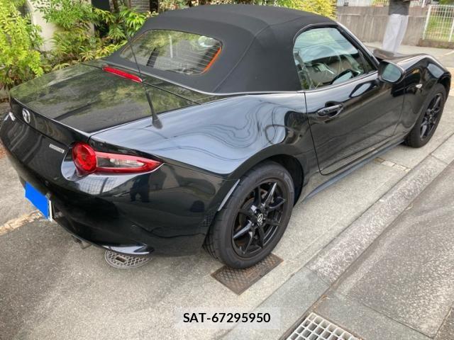 Mazda ROADSTER 2021-11 8368358-3