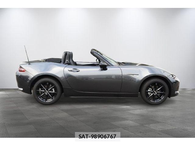 Mazda ROADSTER 2026-03 8368350-15