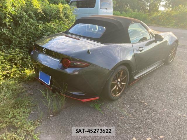 Mazda ROADSTER 2018-03 8368359-4