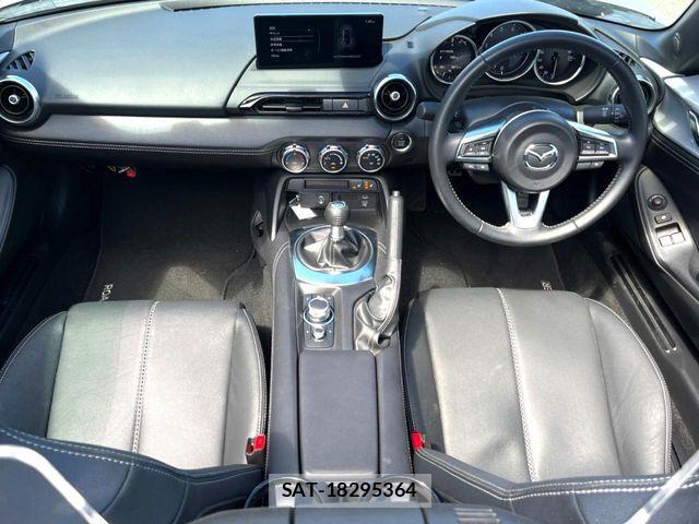 Mazda ROADSTER 2024-04 8368351-1