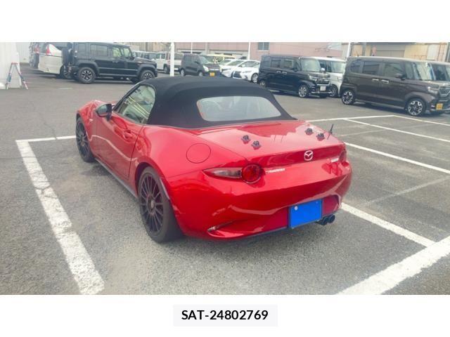 Mazda ROADSTER 2017-03 8368357-1