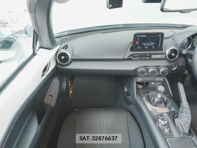 Mazda ROADSTER 2021-06 8372119-18
