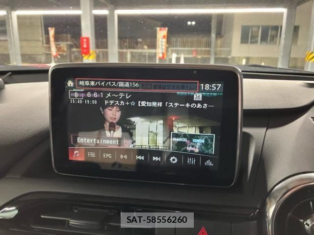 Mazda ROADSTER 2016-01 8372121-22