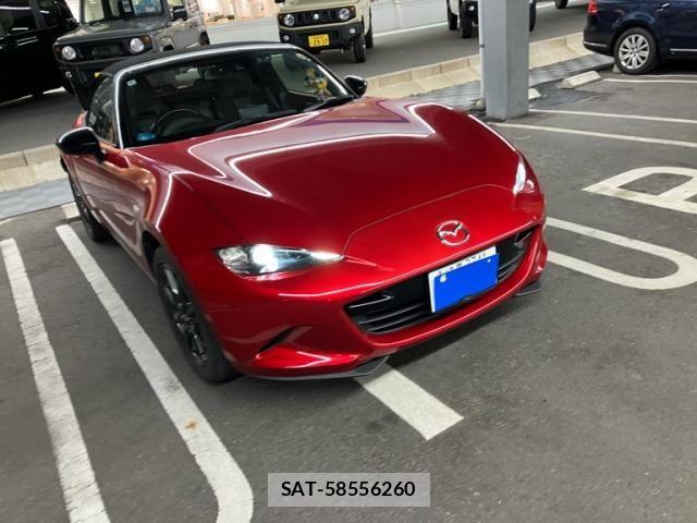 Mazda ROADSTER 2016-01 8372121-2