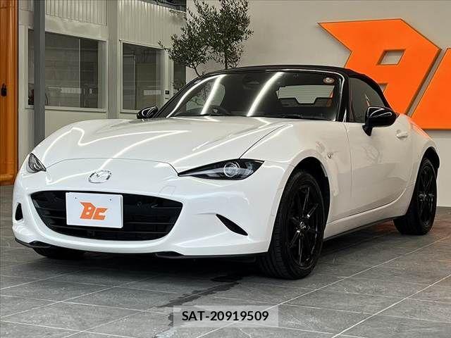 Mazda ROADSTER 2024-11 8414710-9
