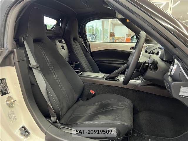 Mazda ROADSTER 2024-11 8414710-15