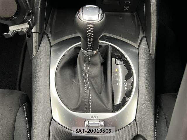 Mazda ROADSTER 2024-11 8414710-22