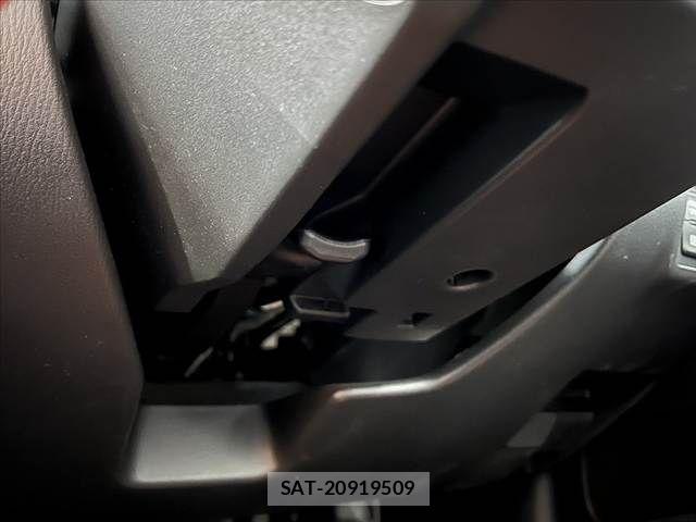Mazda ROADSTER 2024-11 8414710-28