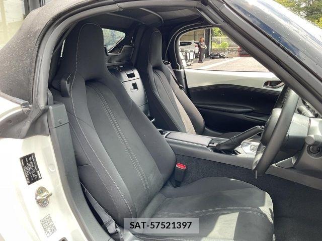 Mazda ROADSTER 2025-03 8414705-9