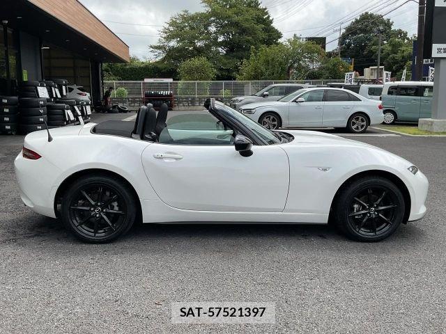 Mazda ROADSTER 2025-03 8414705-14