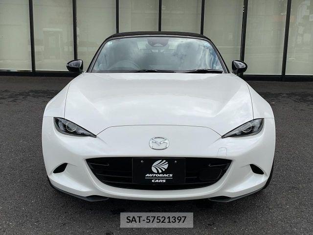 Mazda ROADSTER 2025-03 8414705-3