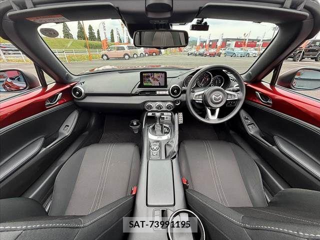 Mazda ROADSTER 2020-01 8414714-1