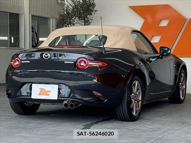 Mazda ROADSTER 2025-12 8414708-14
