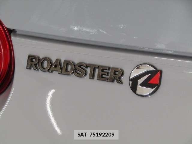 Mazda ROADSTER 2026-04 8414703-5