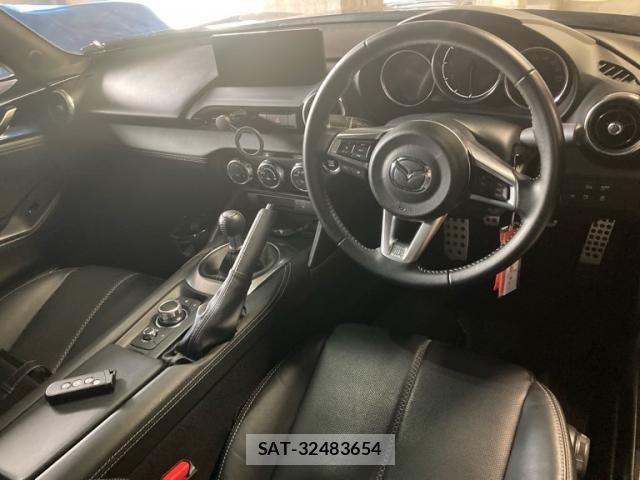 Mazda ROADSTER 2024-09 8411002-16