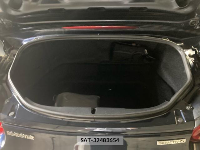 Mazda ROADSTER 2024-09 8411002-19