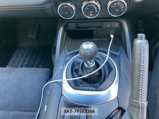 Mazda ROADSTER 2024-03 8414698-19